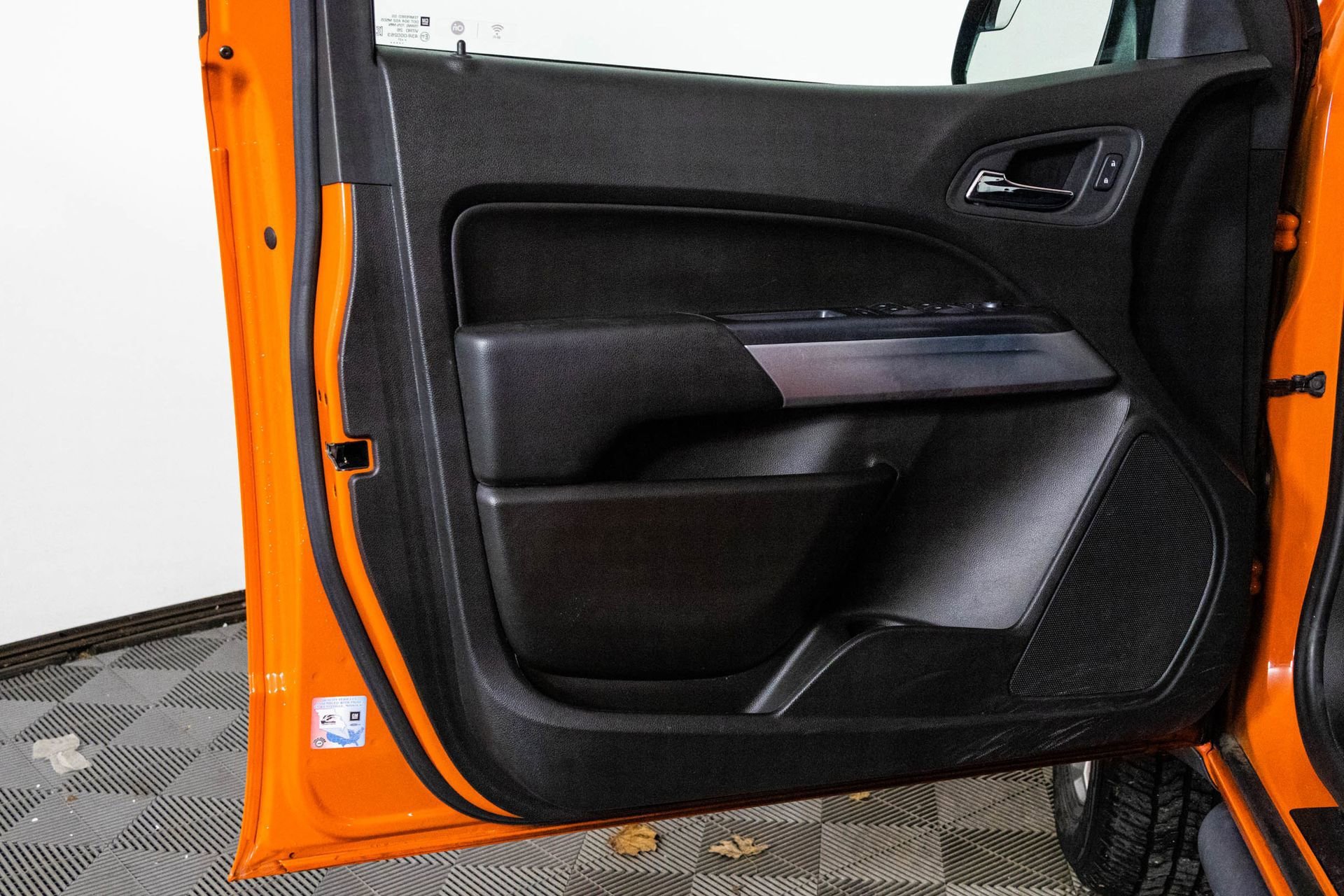 2021 CHEVROLET COLORADO - Image 30