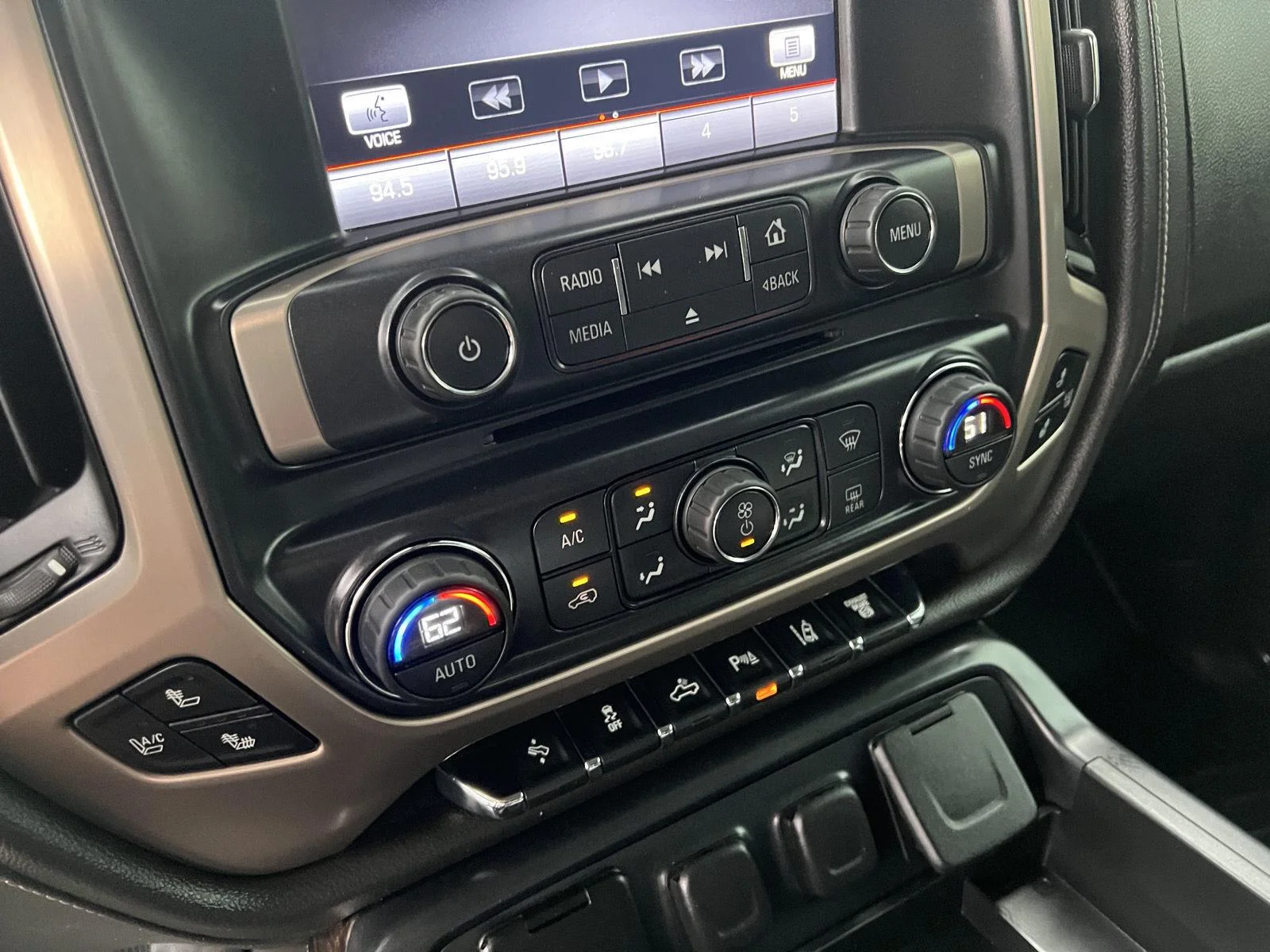 2015 GMC Sierra 2500 Denali HD Denali - Photo 24
