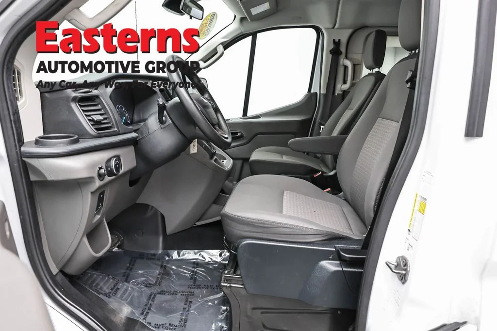 Used 2023 White Ford XLT image 13