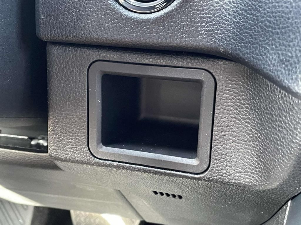 2025 Toyota Tundra SR5 - Photo 33