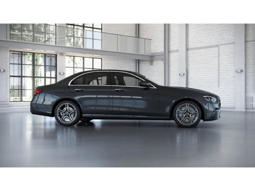 Certified Used 2022 Graphite Gray Metallic Mercedes-Benz  image 16