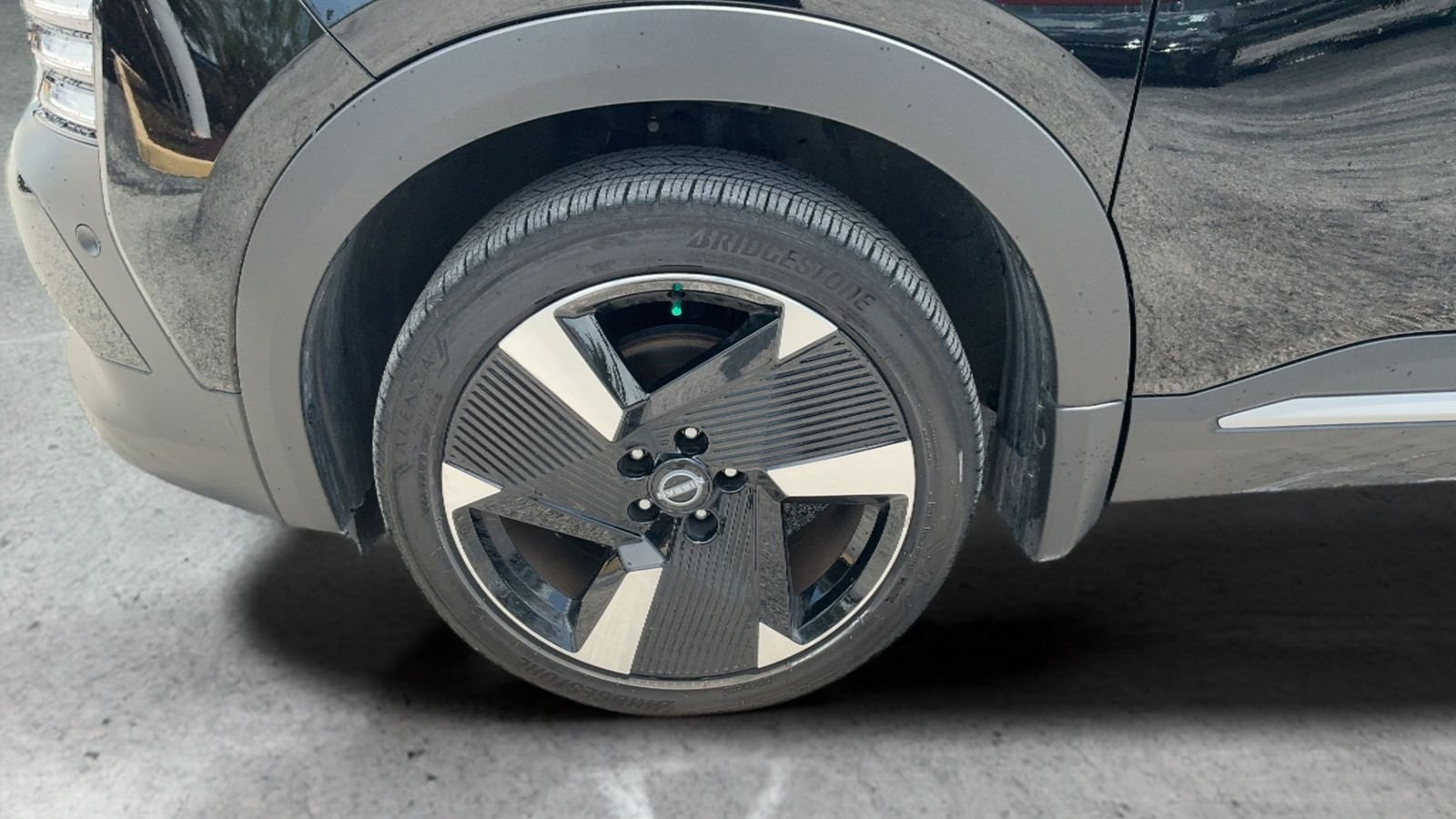 Certified Used 2025 Black Nissan SR image 40