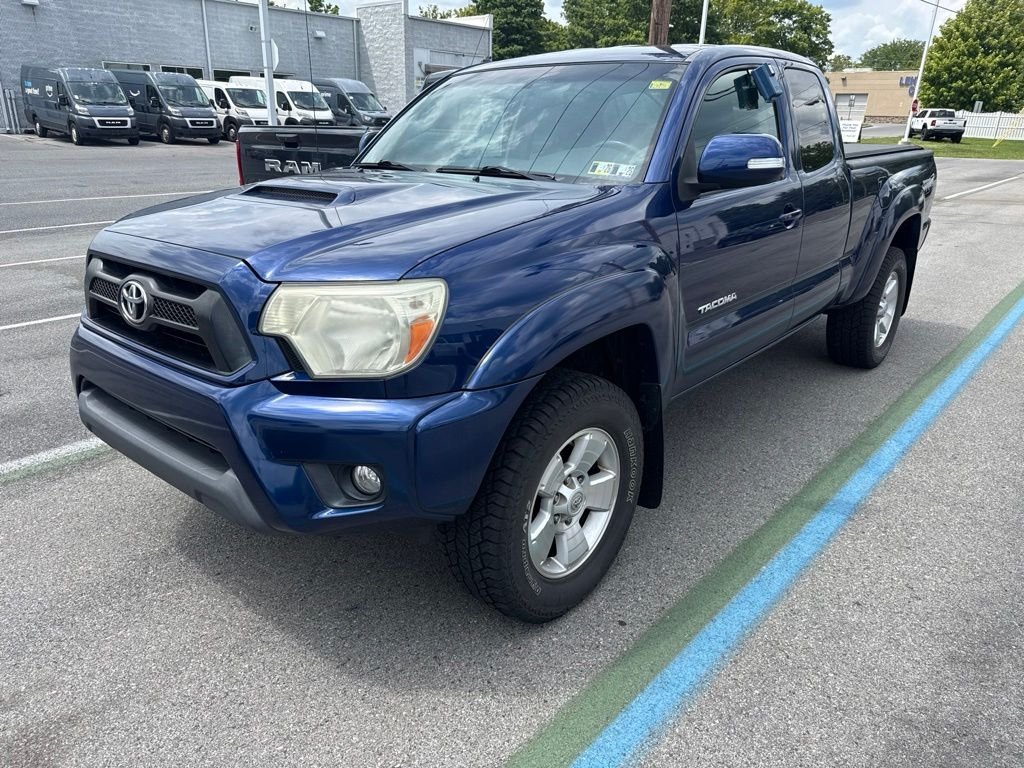 Used 2015 Blue Toyota Base image 3