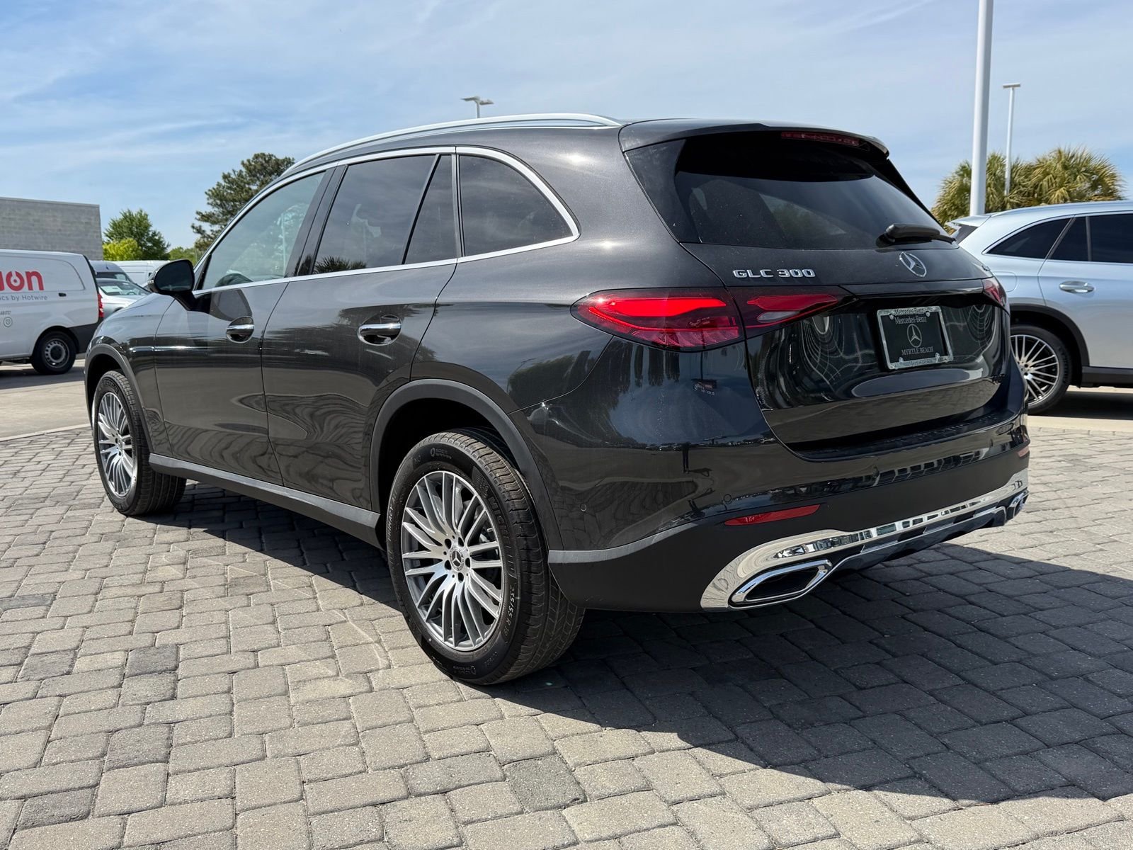 New 2026 Graphite Grey Metallic Mercedes-Benz GLC 300 image 11