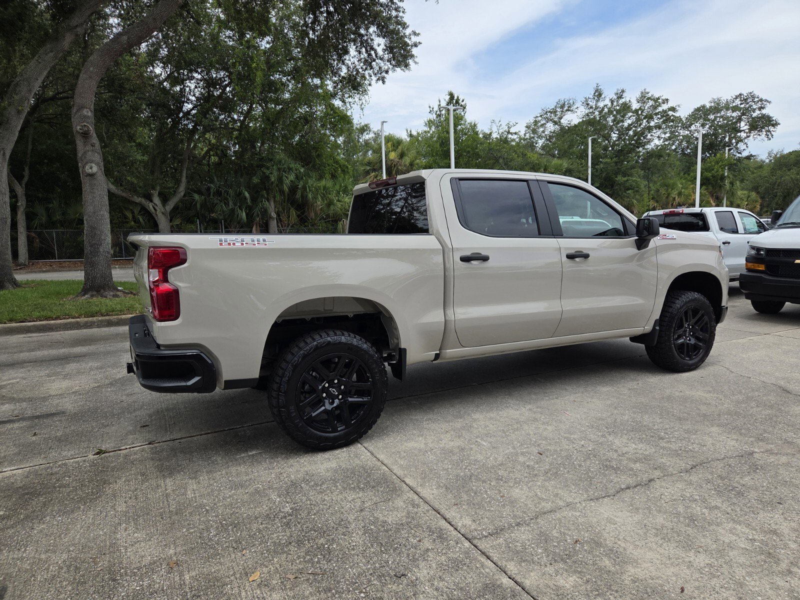 2026 Chevrolet Silverado 1500 Custom Trail Boss - Photo 7
