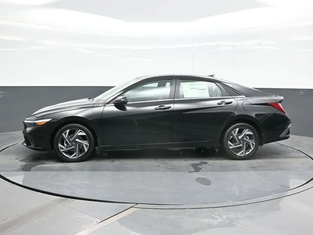 New 2026 Black Hyundai Limited image 4
