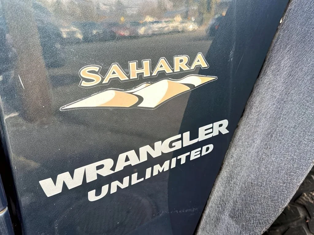 Used 2008 Black Jeep Unlimited Sahara image 23