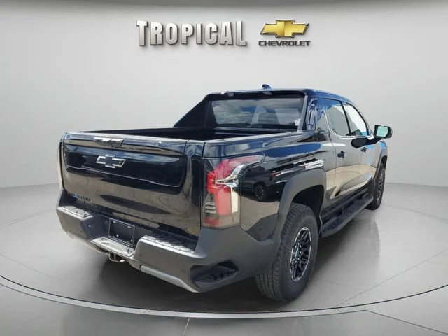 New 2026 Black Chevrolet Trail Boss - Extended Range image 5