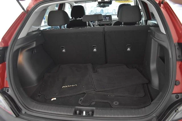 2022 Hyundai Kona SEL - Photo 17