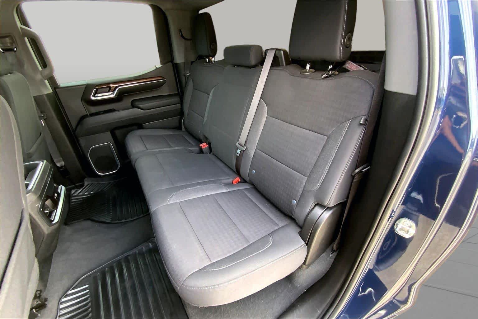 Used 2023 Northsky Blue Metallic Chevrolet RST image 20