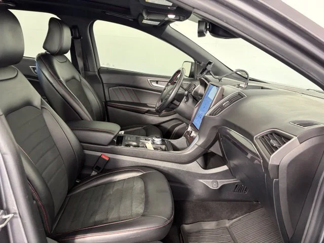 Used 2021 Gray Ford ST Line image 41