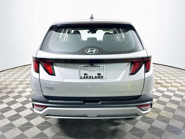 New 2026 Hyundai TUCSON SE