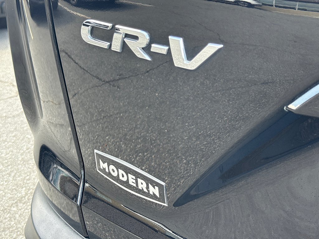 Used 2018 Crystal Black Pearl Honda EX-L image 25