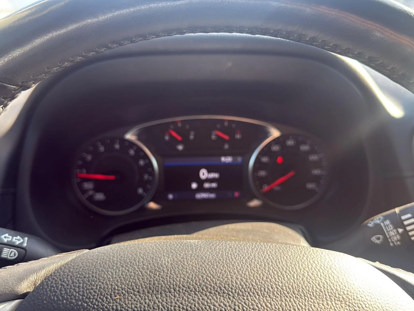 Used 2022 SUMMIT WHITE GMC SLT image 8