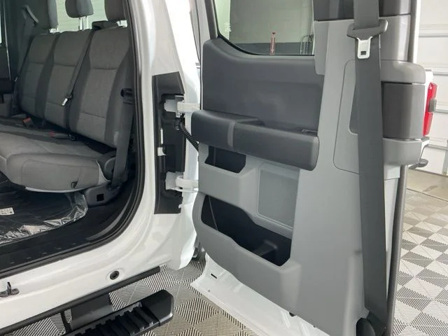 New 2026 Oxford White Ford XL image 26