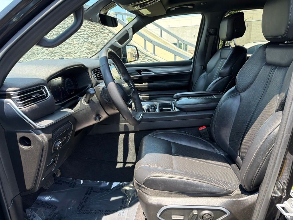 Used 2024 Black Jeep Series II image 10