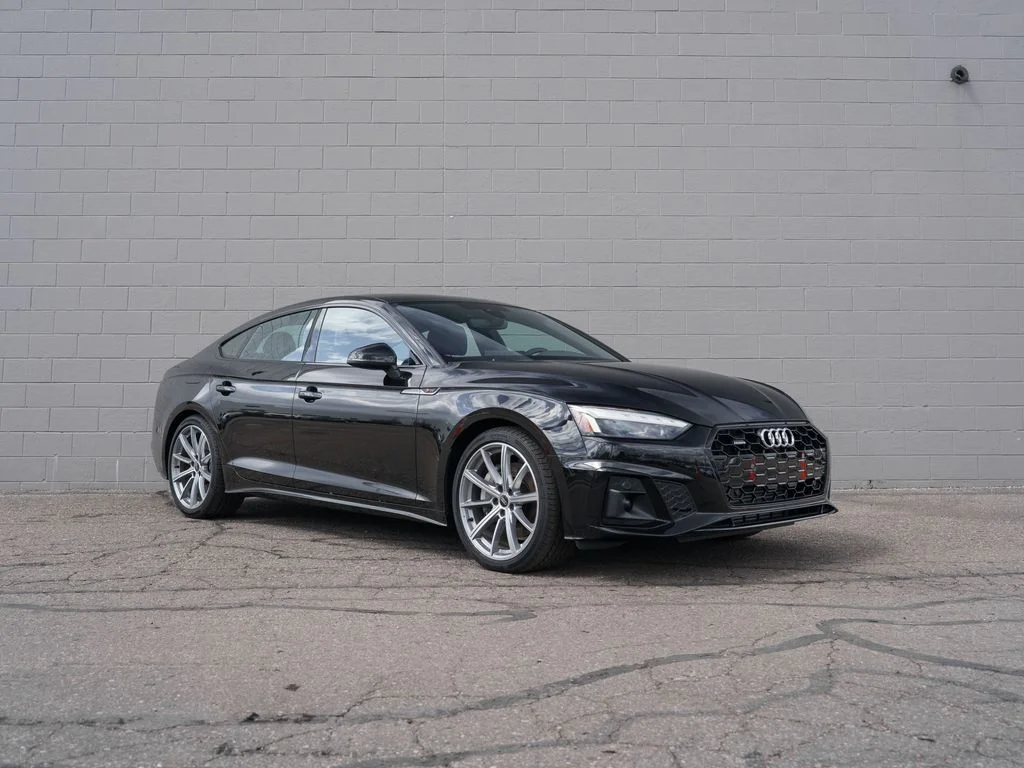 Used 2025 Black Audi 45 S line Premium image 9