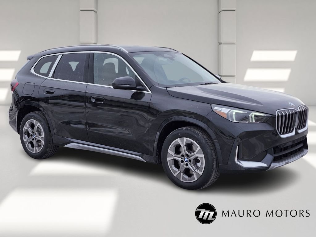 Used 2026 Black BMW xDrive28i image 1
