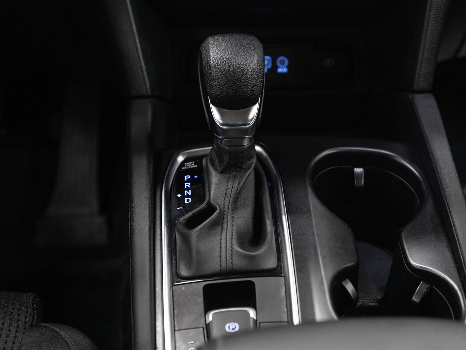 2020 Hyundai Santa Fe SE - Photo 19