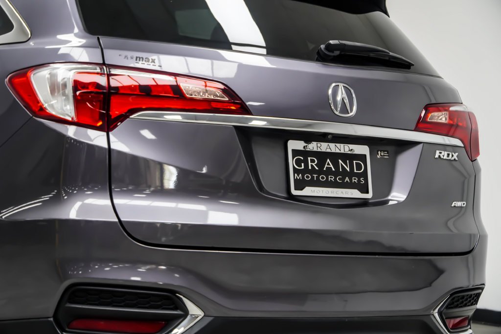 Used 2018 Gray Acura Technology Package image 17