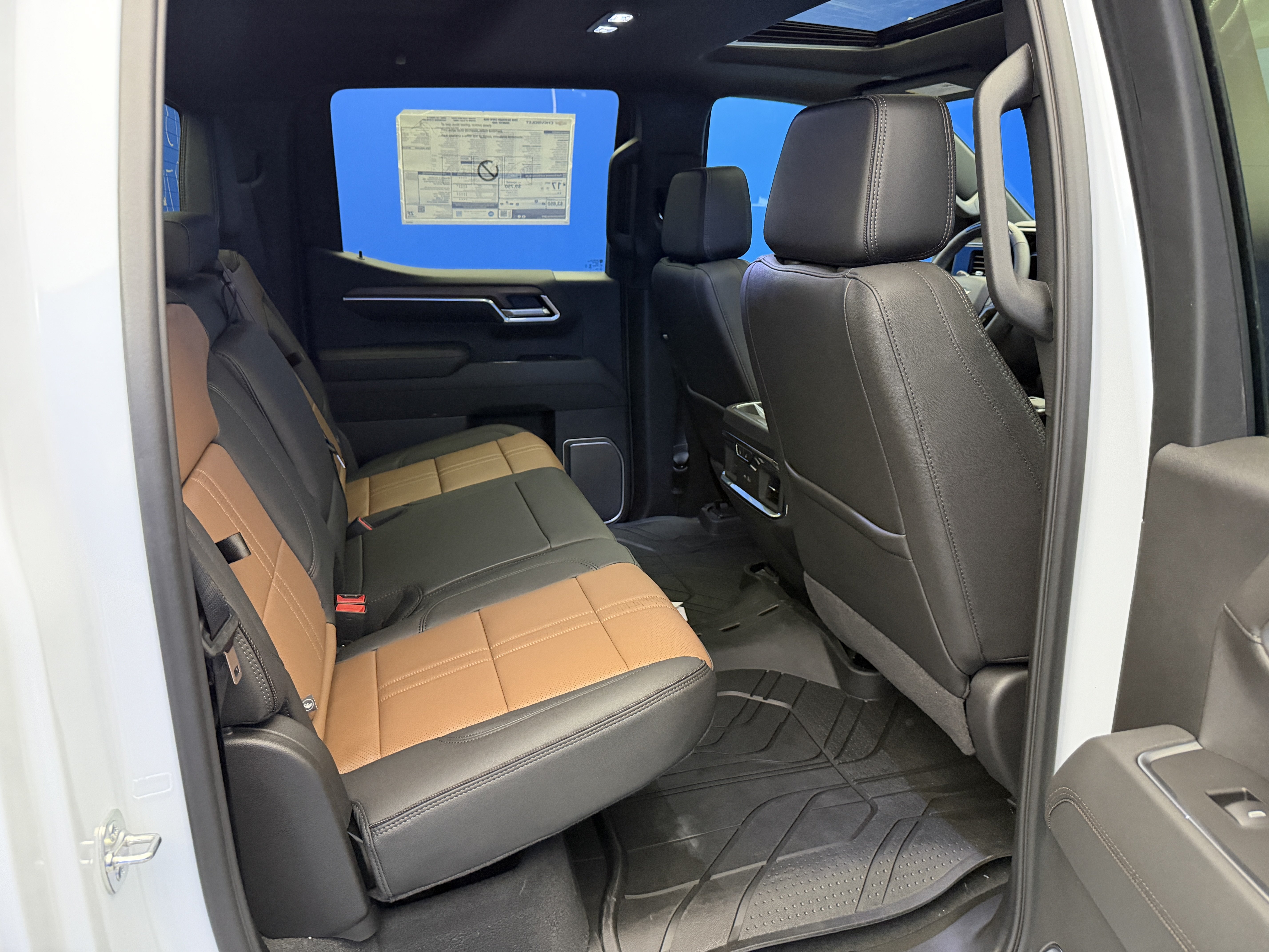 2026 Chevrolet Silverado 1500 High Country - Photo 32