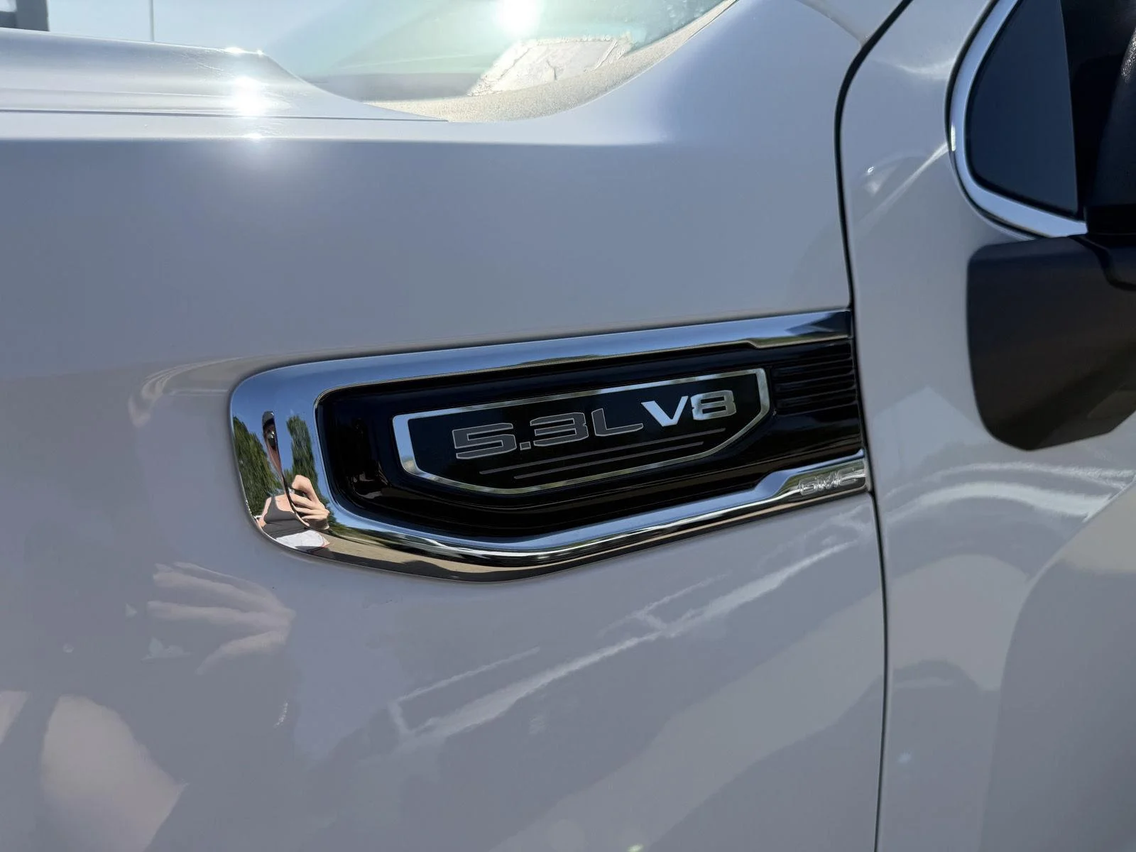 Used 2026 Summit White GMC SLT image 26