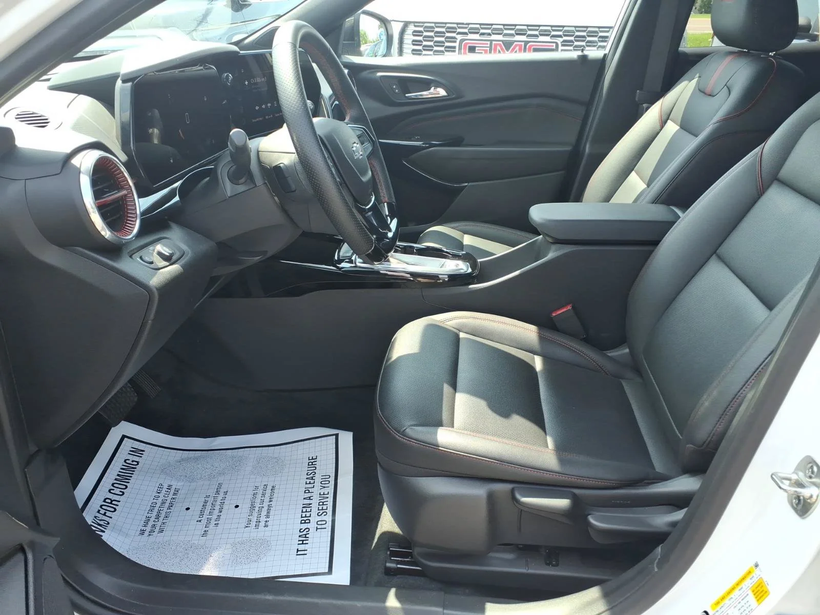 Certified Used 2025 Summit White Chevrolet 2RS image 20