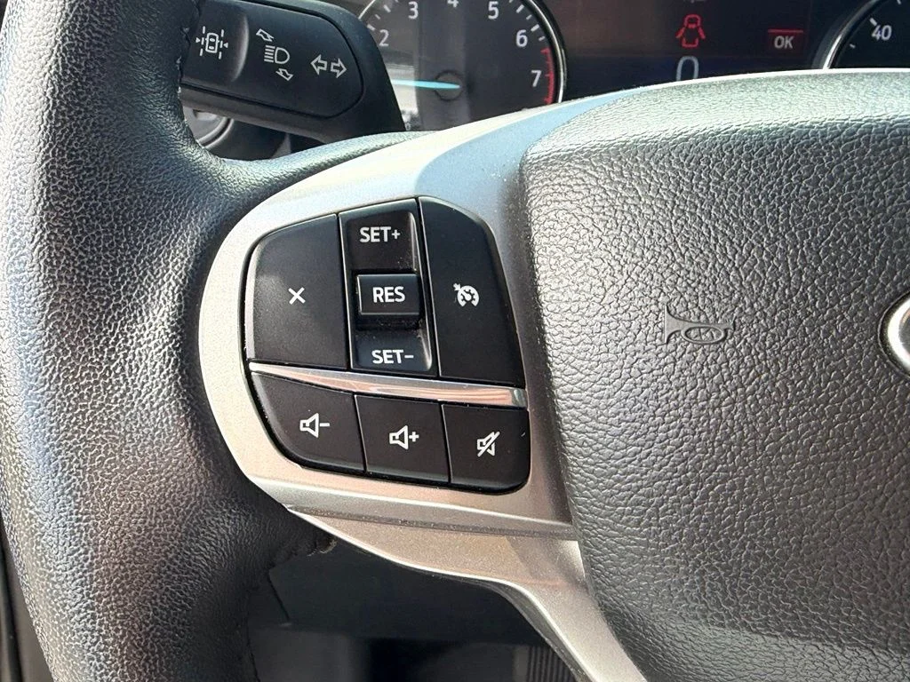 Used 2023 Black Ford XLT image 31