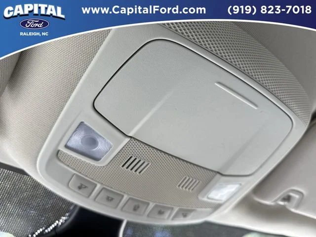 Used 2024 Black Ford SEL image 27