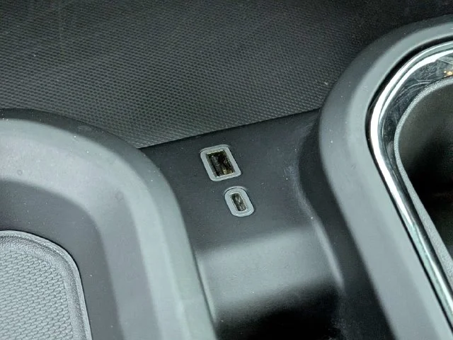 Used 2025 Gray GMC AT4 image 26