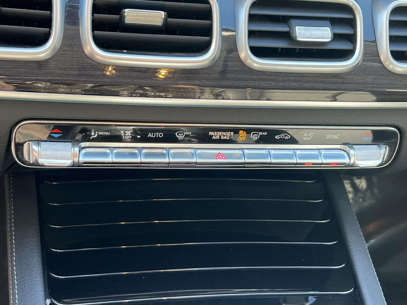 Certified Used 2023  Mercedes-Benz GLS 450 image 35