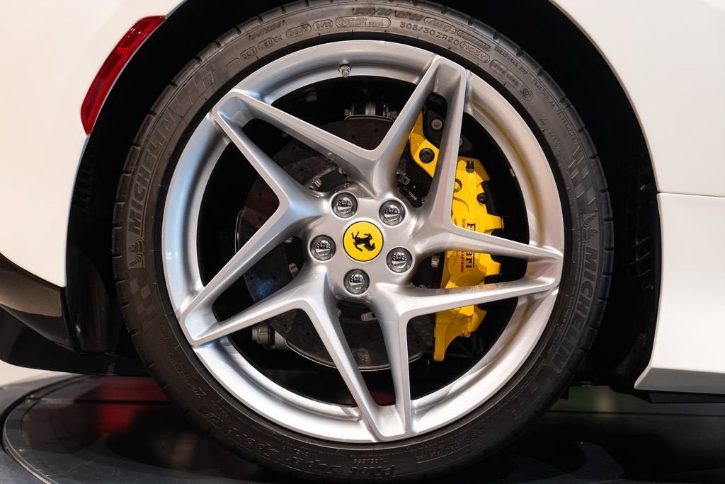 Certified Used 2023 Bianco Italia Ferrari Base image 15