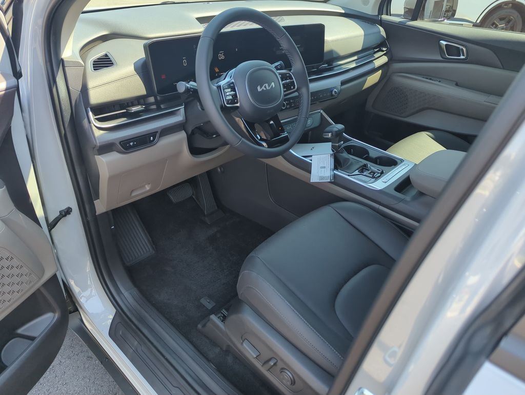 New 2026 Ceramic Silver Kia EX image 11