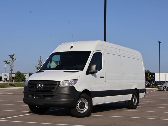 2026 Mercedes-Benz Sprinter 2500 Cargo 170 WB