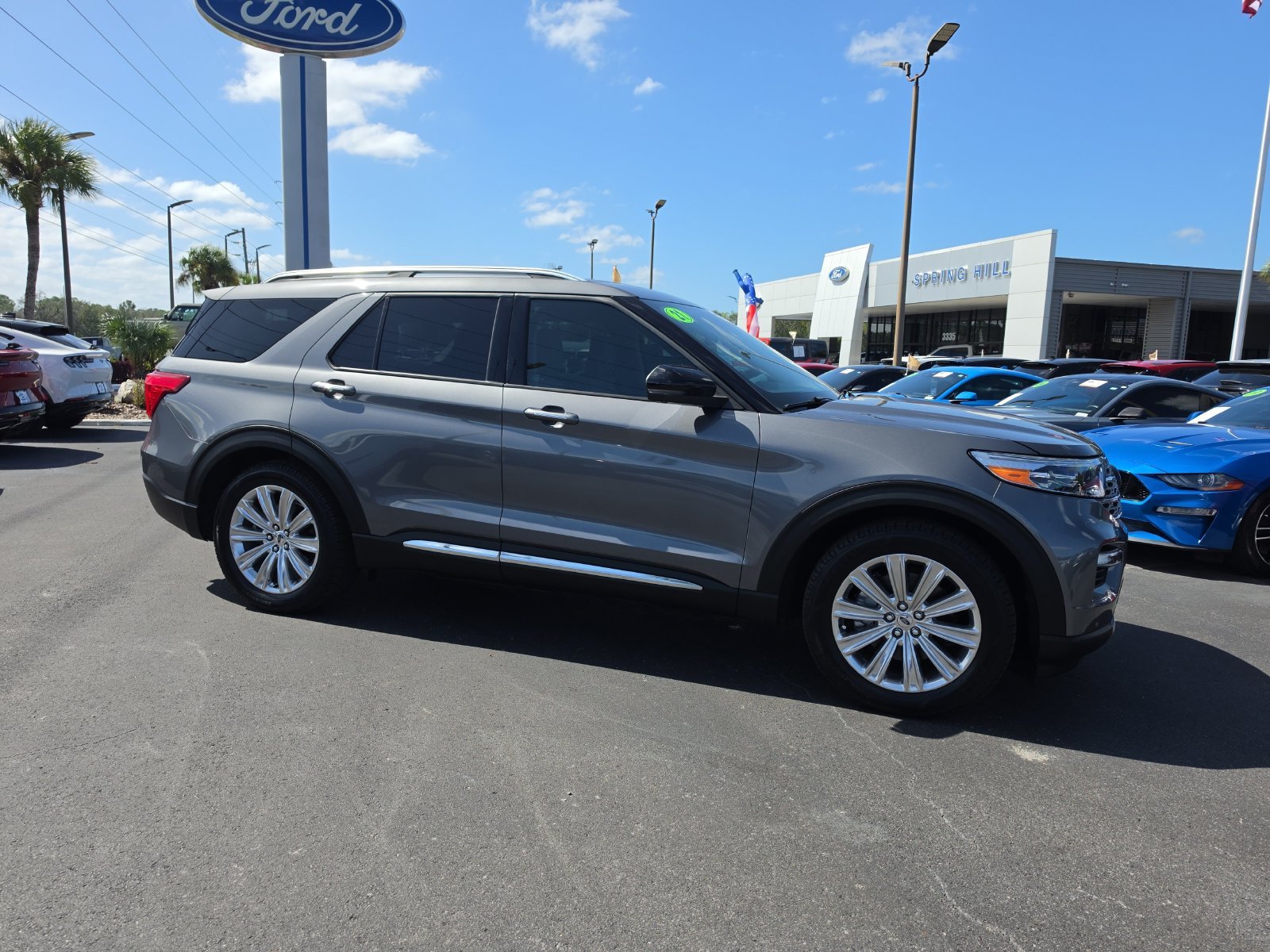 2021 Ford Explorer