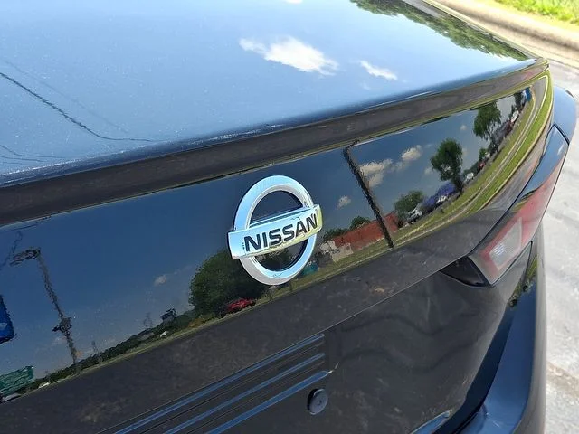 Used 2020 Black Nissan 2.5 S image 29