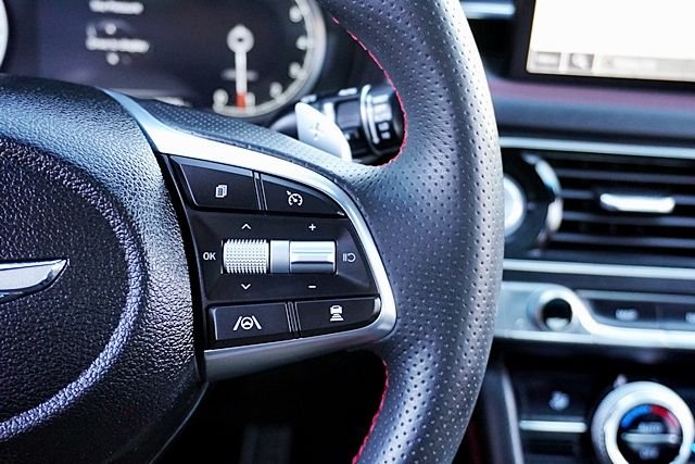 Used 2023 White Genesis 2.0T image 36