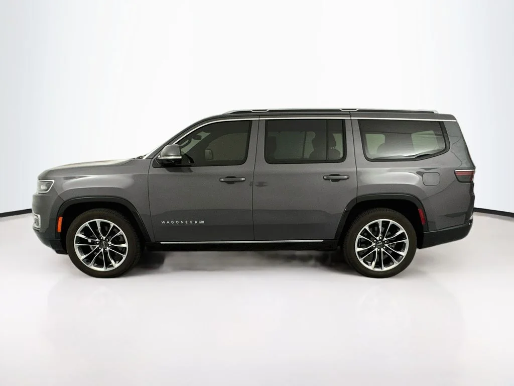Used 2022 Gray Jeep Series III image 8