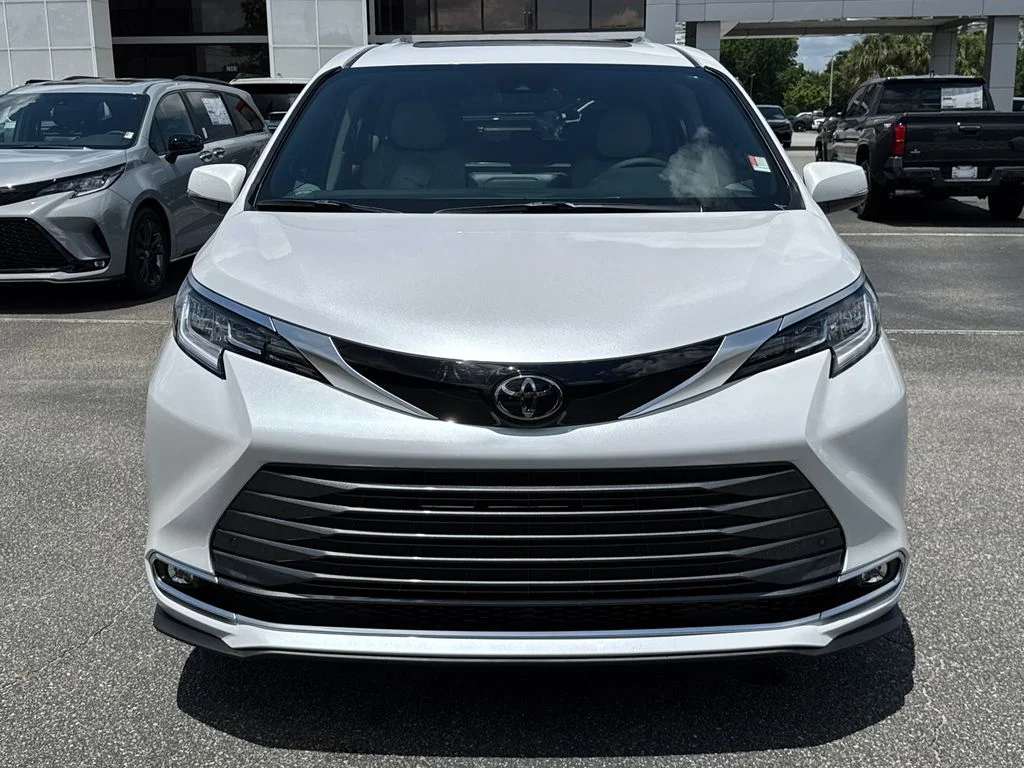 New 2026 Wind Chill Pearl Toyota Limited image 8
