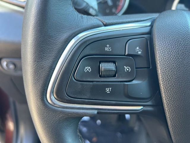 Used 2022 Rosewood Metallic Buick Select image 21