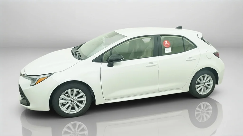New 2027 Wind Chill Pearl Toyota SE image 3