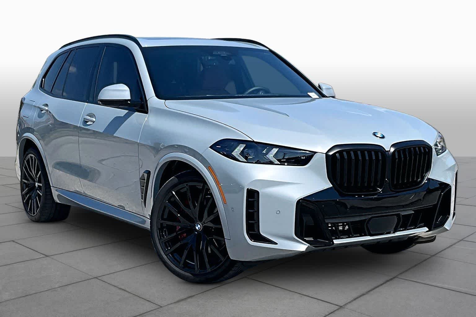 Used 2026 Brooklyn Grey Metallic BMW sDrive40i image 2