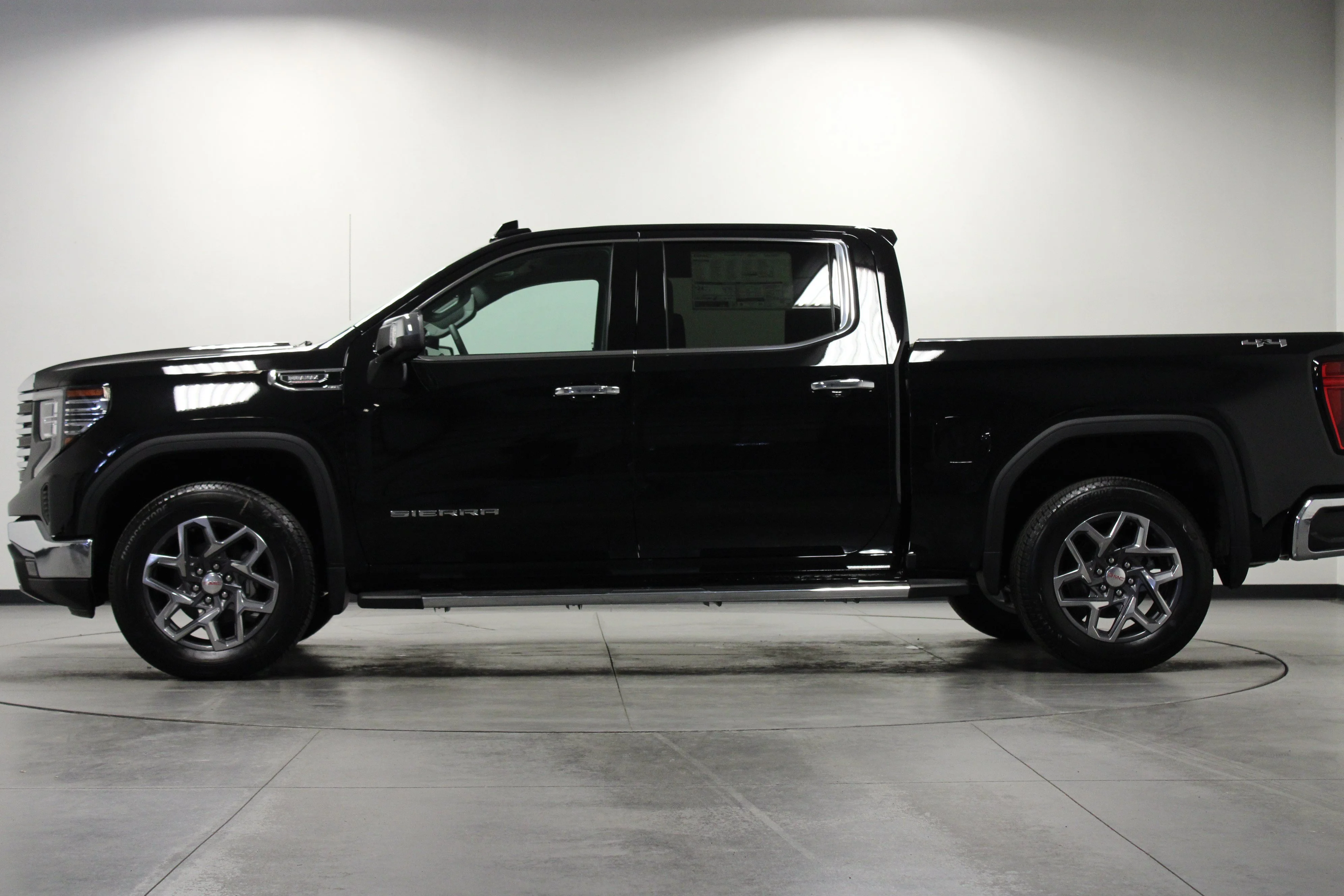 New 2026 Onyx Black GMC SLT image 7