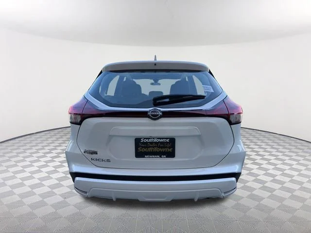 Used 2025 White Nissan S image 6