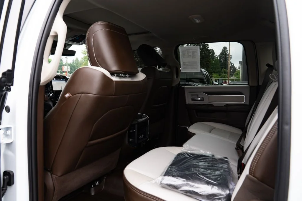 Used 2025 White Ram Laramie image 22
