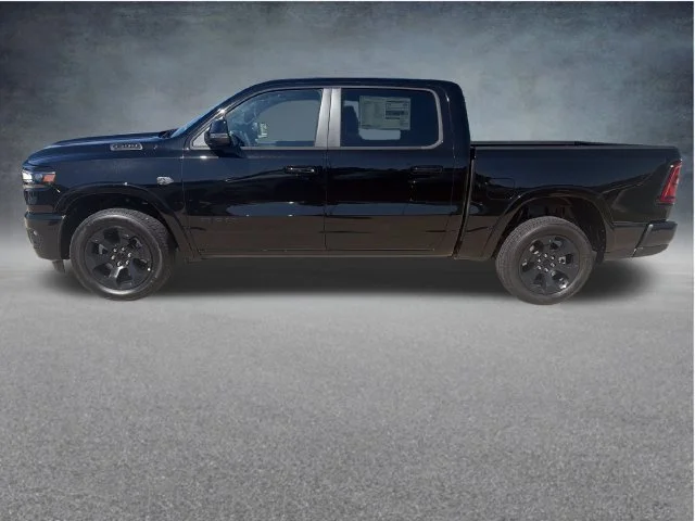 New 2027 Diamond Black Crystal Pearl-Coat Exterior Paint RAM Big Horn/Lone Star image 4