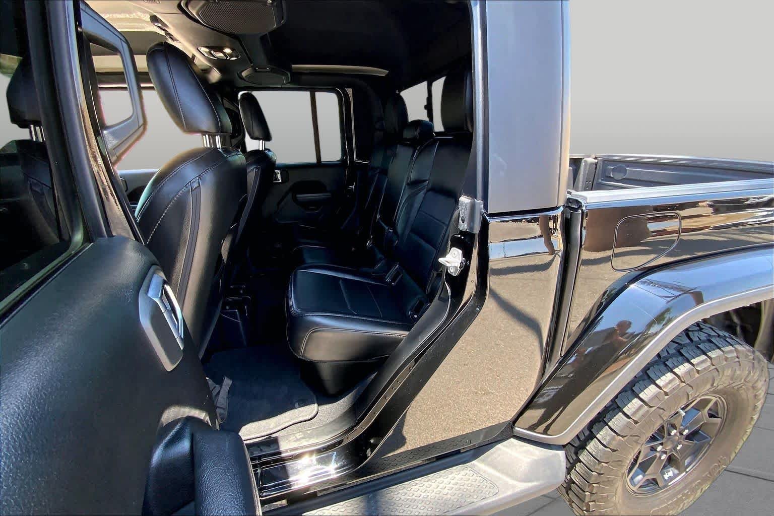 Used 2022 Black Clearcoat Jeep Texas Trail image 19
