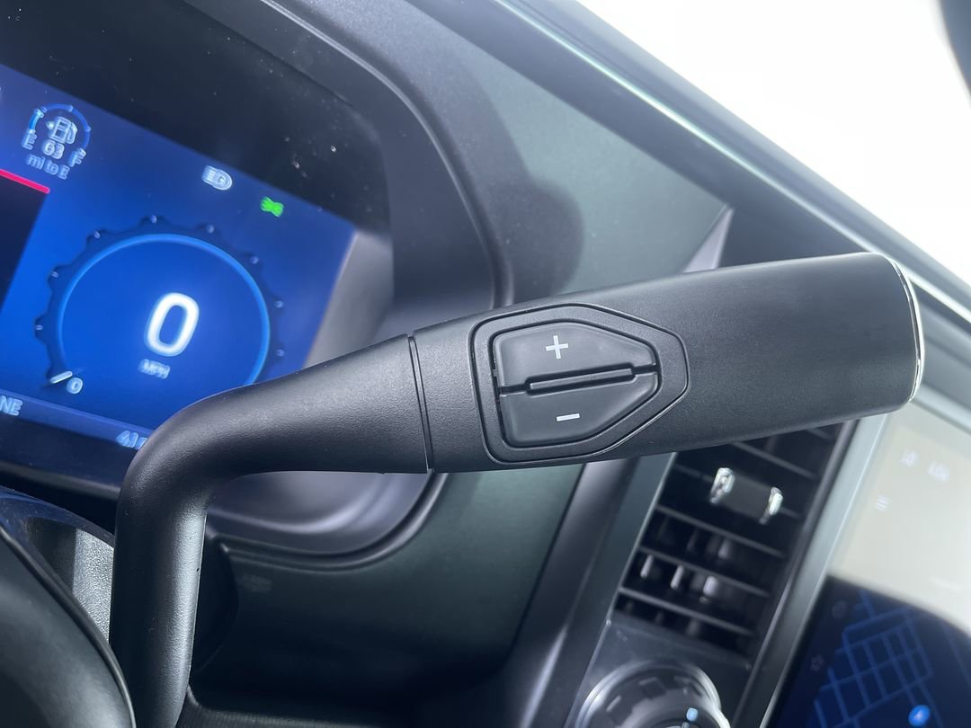 New 2026 Glacier Gray Metallic Tri-Coat Ford Platinum image 22