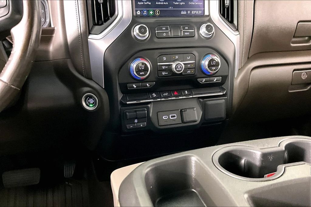 Used 2022 White GMC SLE image 8