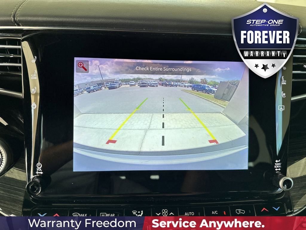 Used 2022 White Jeep Series II image 29